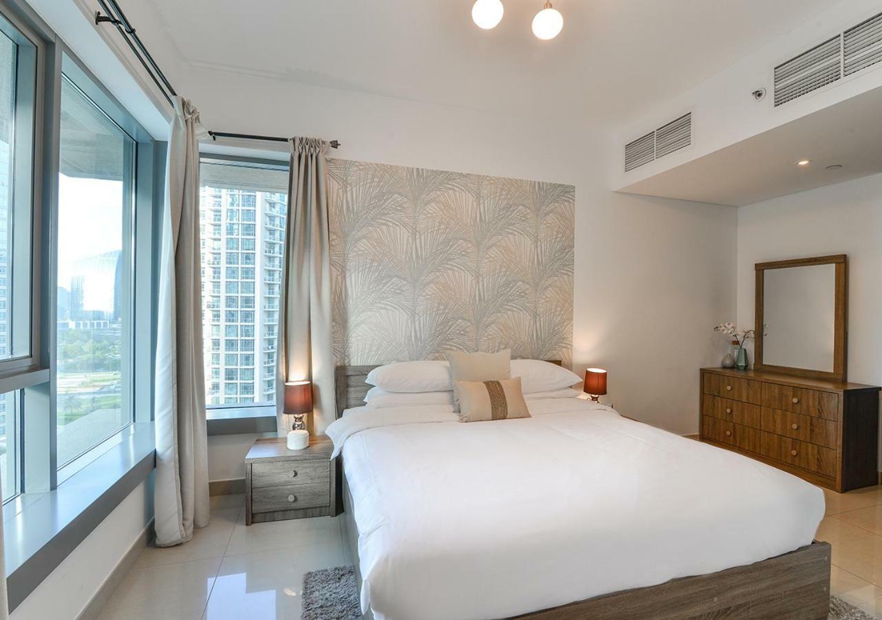 Starlight {Ease By Emaar} 29 Boulevard Tower 2 Apartment